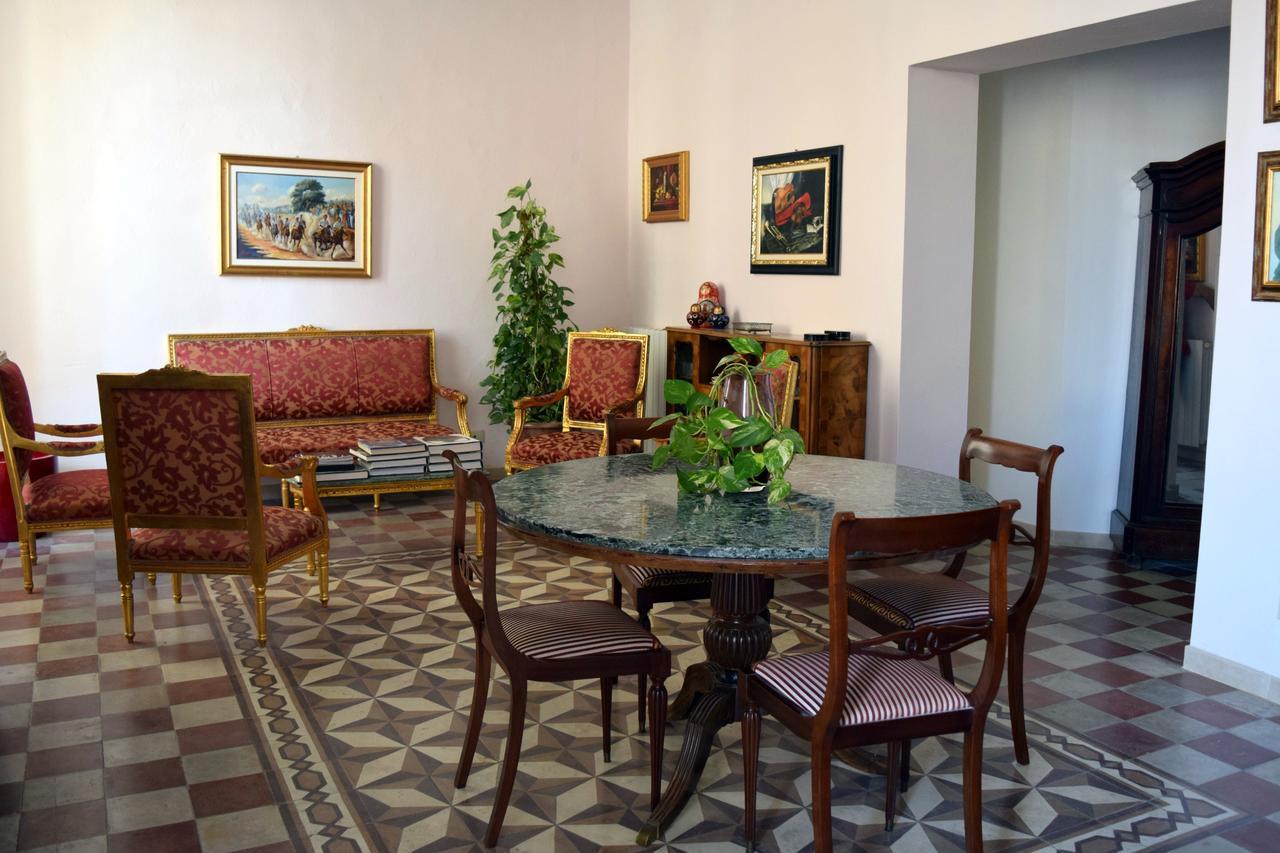 Eleonora Room & Breakfast Oristano Eksteriør billede